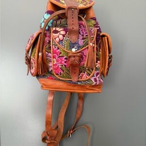 Mexican Leather mini Backpack Floral
Embroidery with Adjustable straps